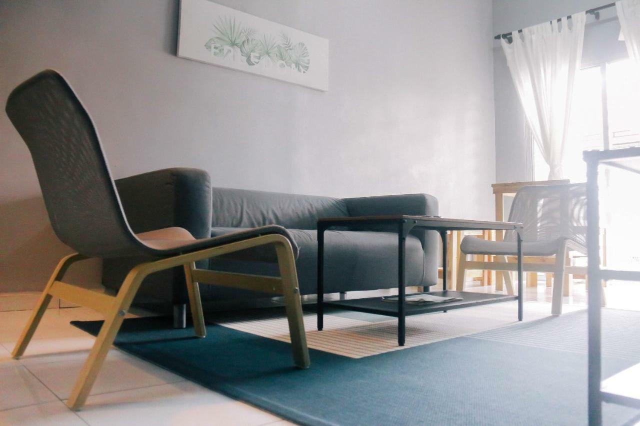 Thedaun Homestay Seri Iskandar, Perak Exterior photo